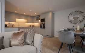 Relaxing Home With Large Terrace By Letmestay